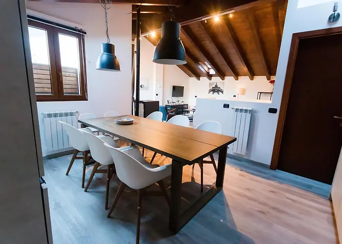 Bella Camelia - Di Apartment