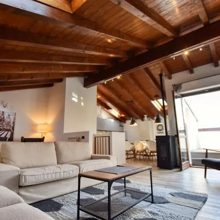 Bella Camelia - Di * San Siro (Lombardy)