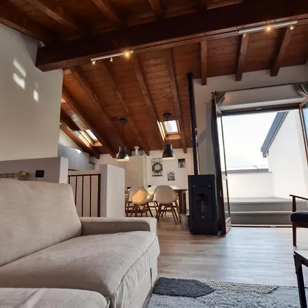 Bella Camelia - Di Appartement San Siro (Lombardy)