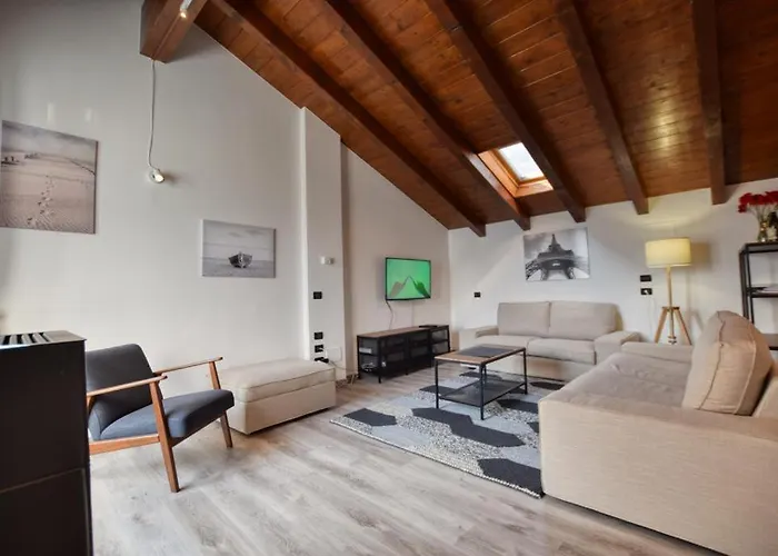 Bella Camelia - Di Apartment San Siro (Lombardy)